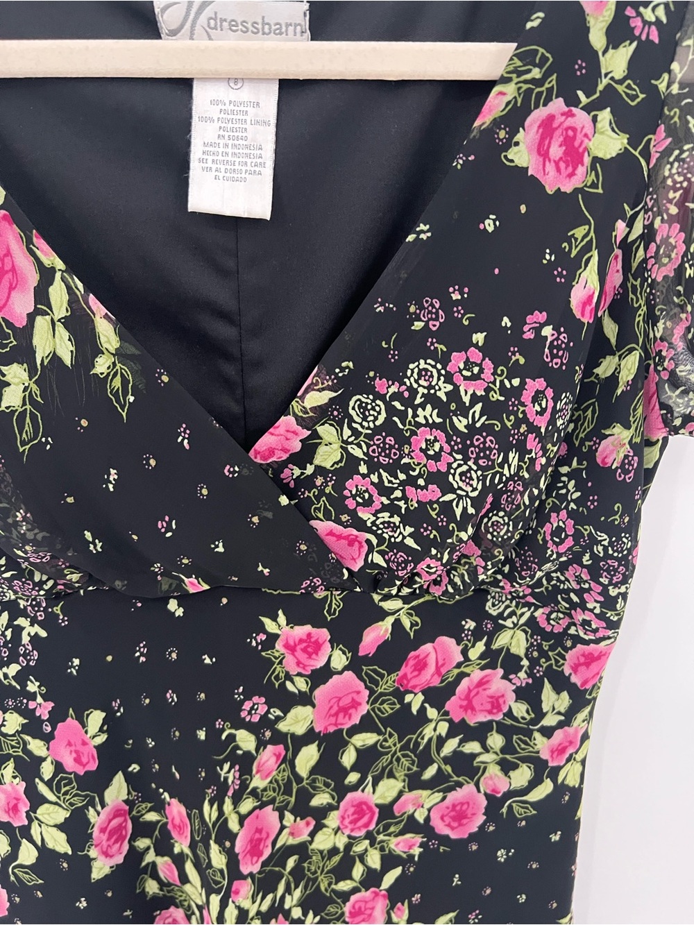 Vintage Dressbarn Y2K black midi dress with Pink Rose Print - Picture 6 of 15